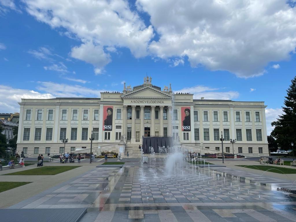 University City Life Bestern Seghedin Exterior foto